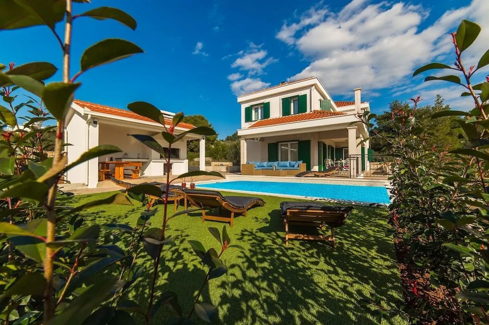Villa Eni
