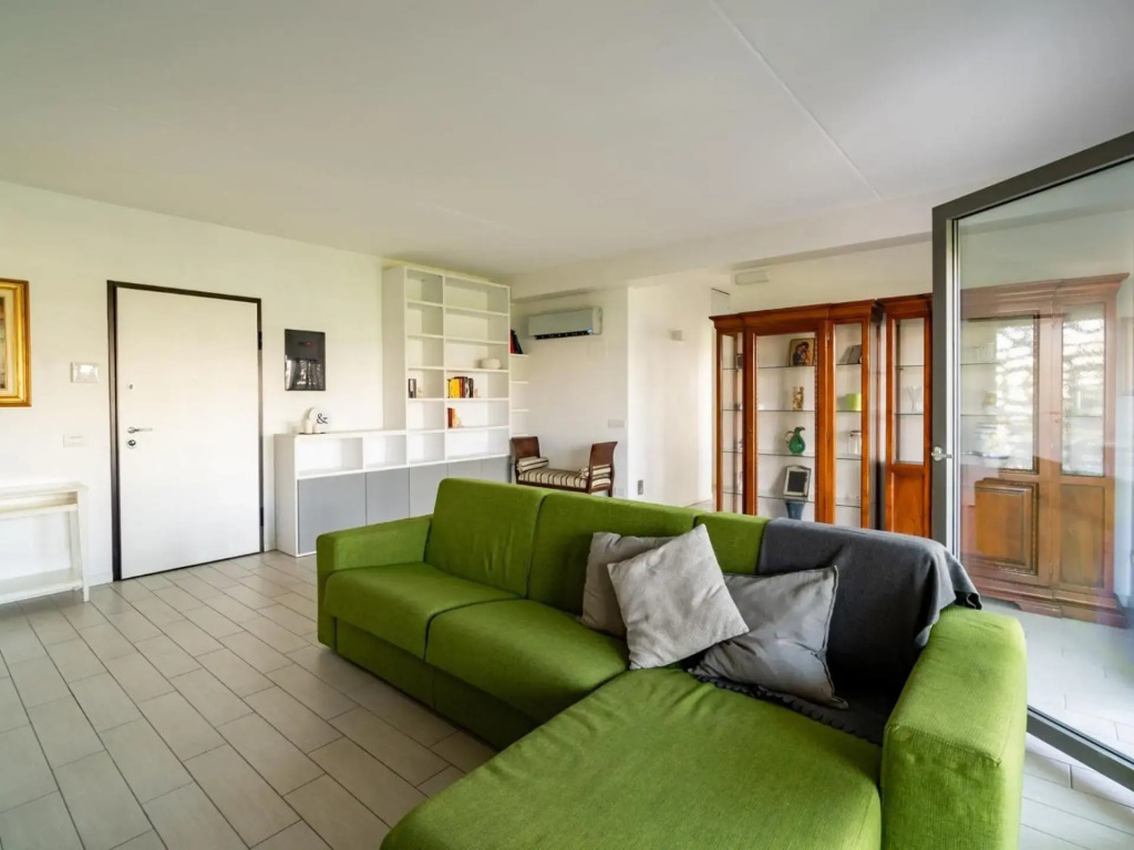 The Best Rent - Spacious four-bedroom apartment close to Forlanini distrct