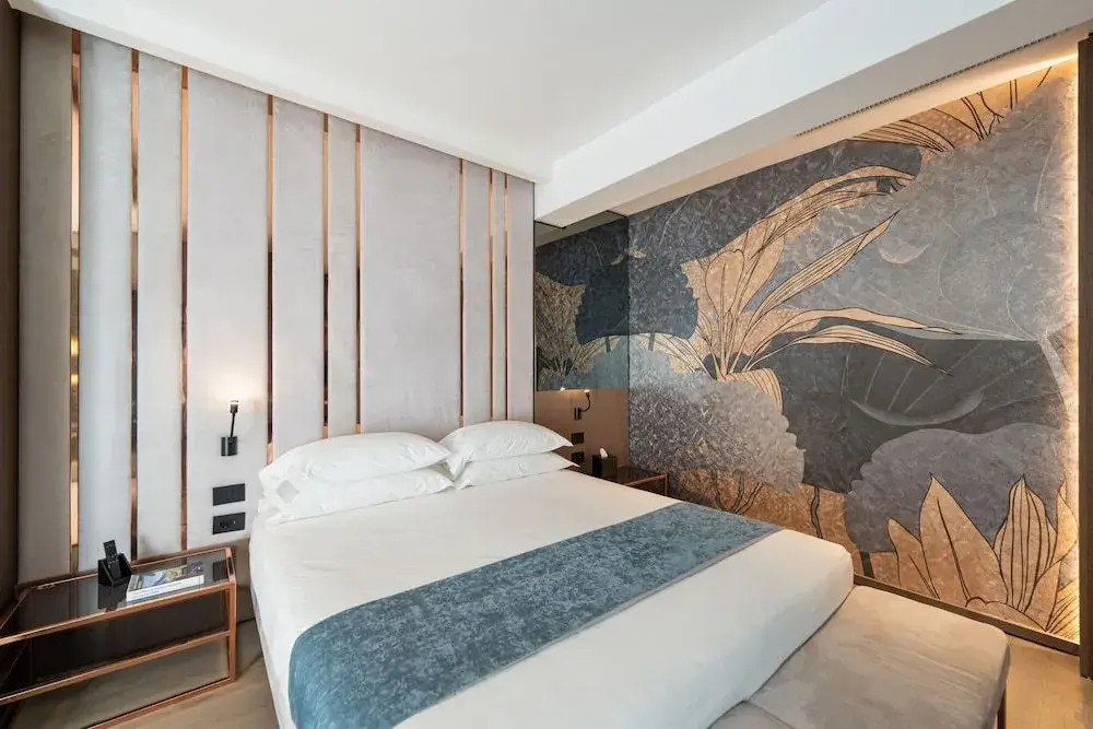Agra Suites