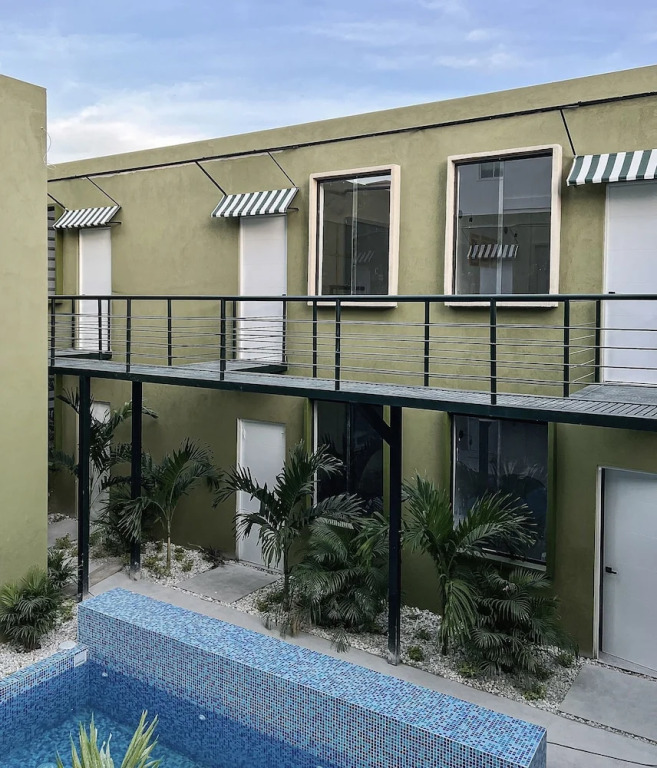 OASIS TROPICAL HOTEL