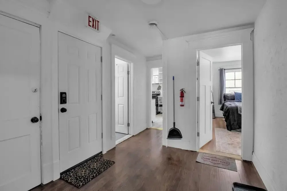Cozy 3BR Near UB & Niagara Falls - Pet Friendly