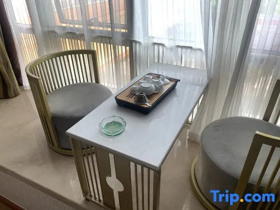 Vienna Hotel Fujian Quanzhou Anxi County Baolong Square