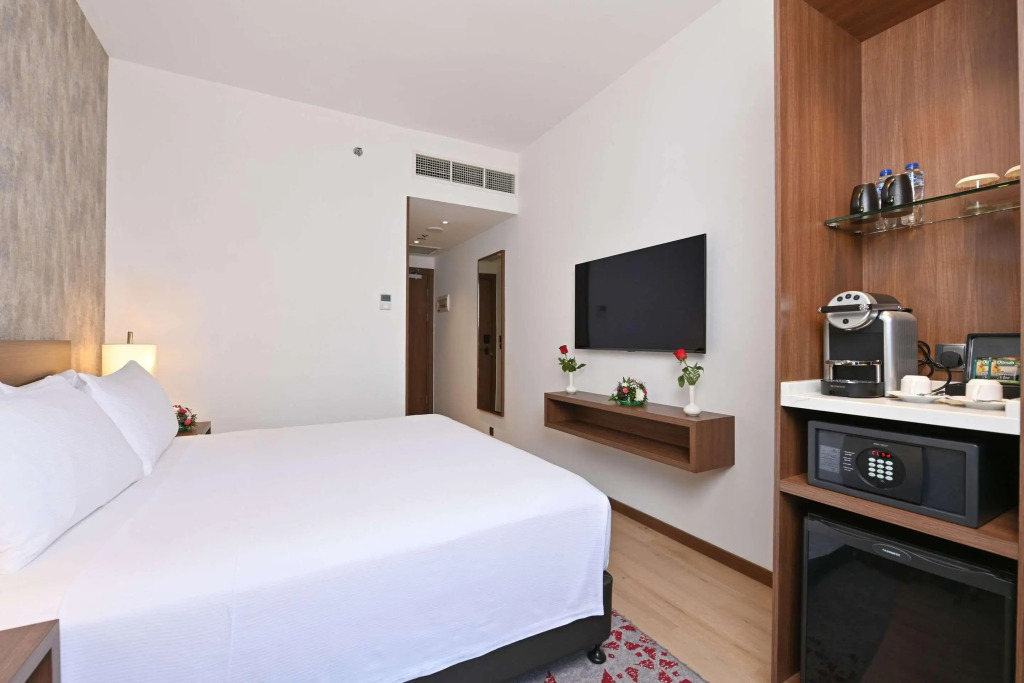 Comfort Hotel Jeddah King Road