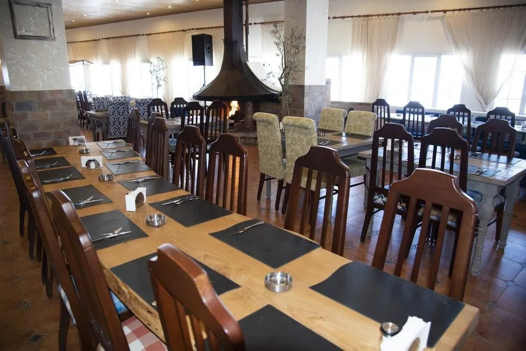 Chateau Deau Hotel