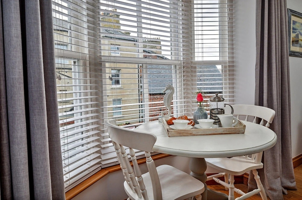 Apartment in Whitby Near Whalebone Arch