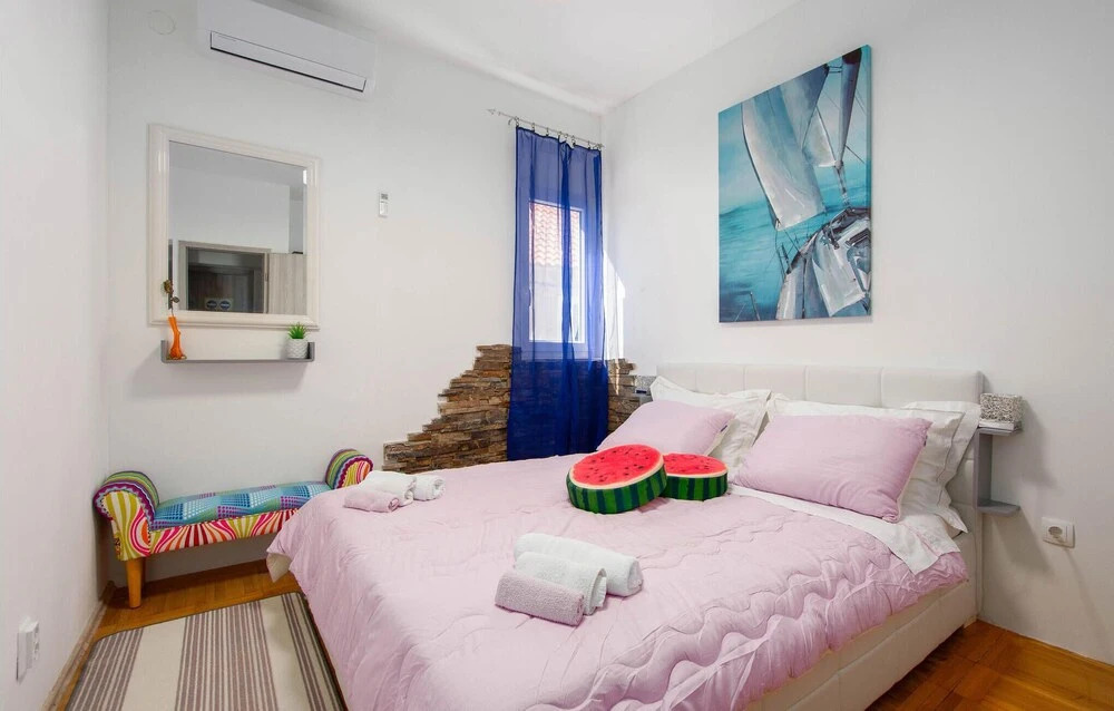 Amazing Home In Kucine