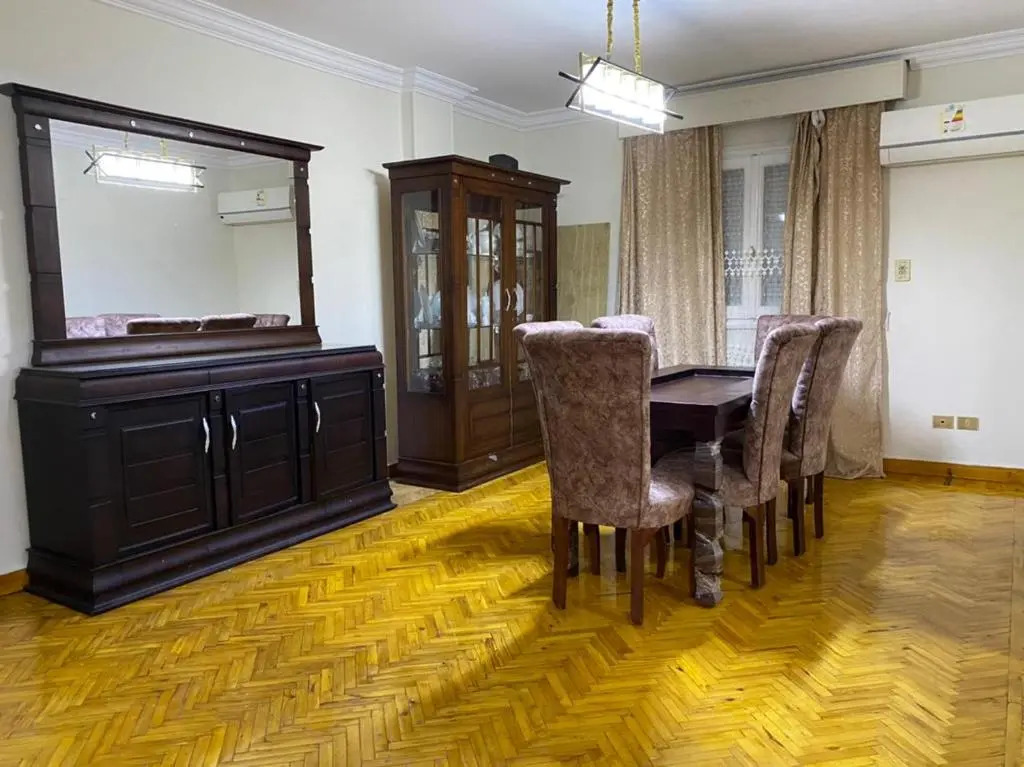 FAMILY ONLY luxury apartment