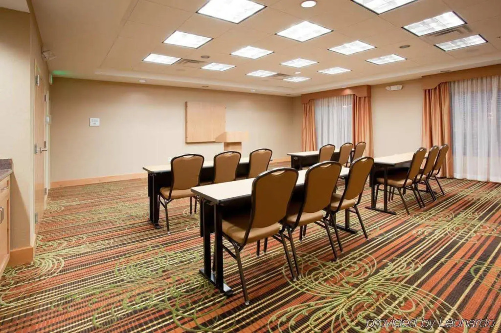 Hampton Inn and Suites Denver/South-RidgeGate