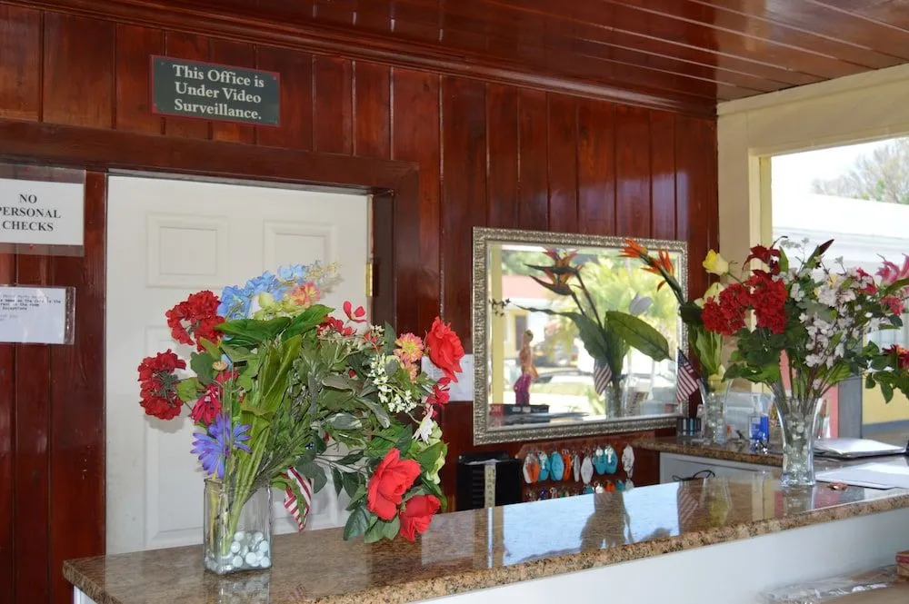 Siesta Inn Sarasota - Indian Beach