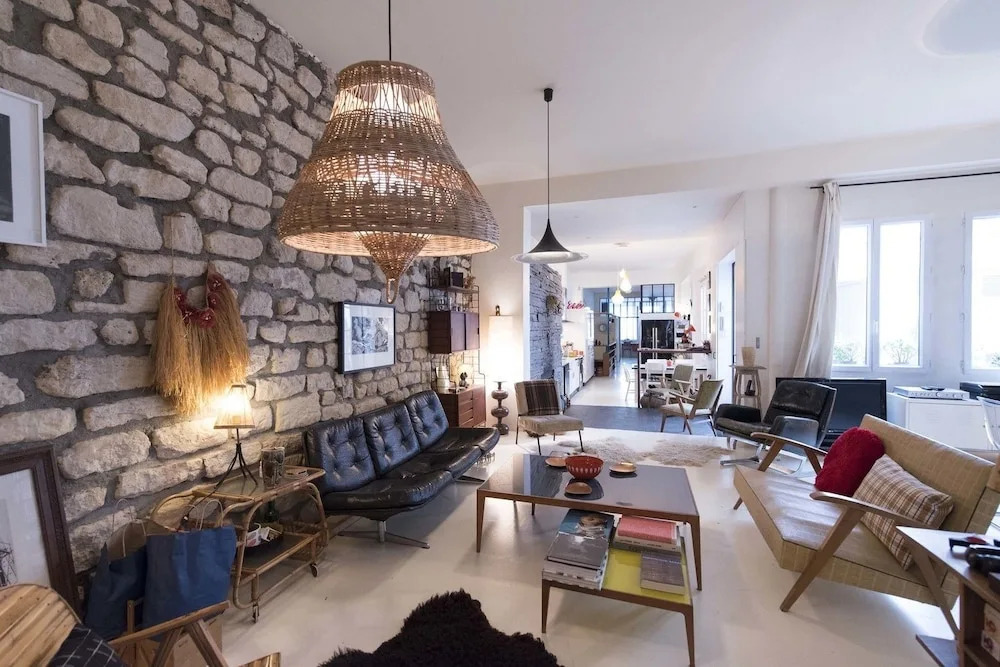Loft Style Apartment With A Workshop Studio