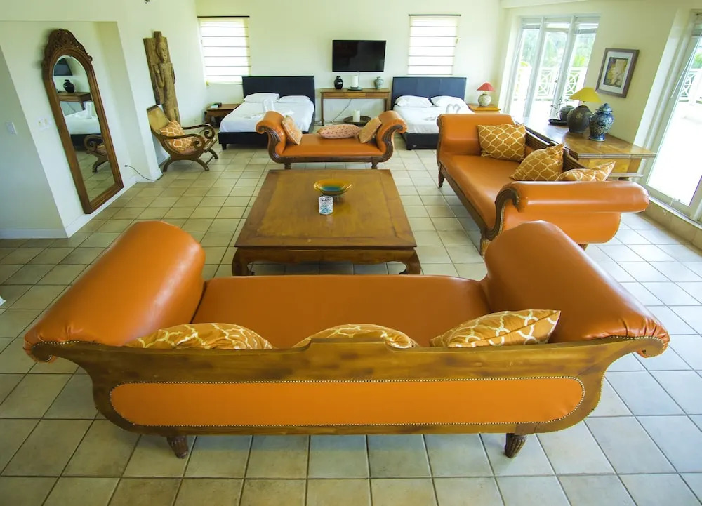 SoBe Ocean Dr. 3 Bedroom Penthouse