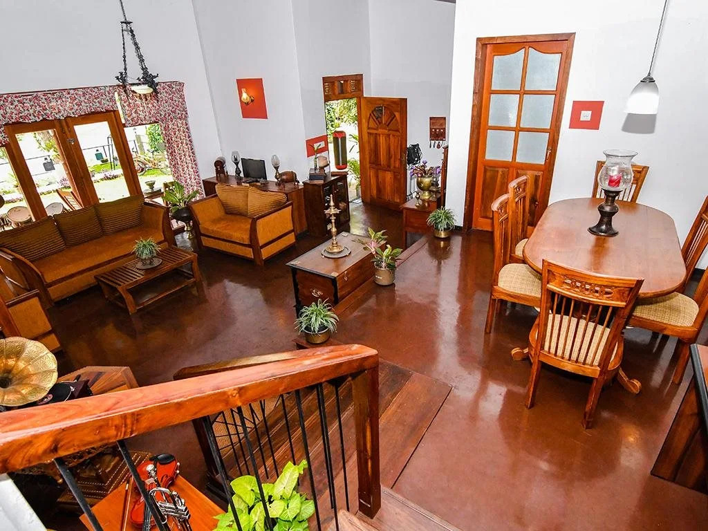 Thotupola Residence