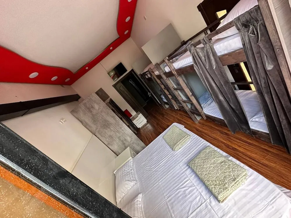Dubai Hostel