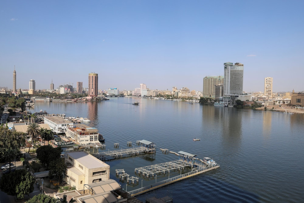 ELITE Premium 4BR Nilefront Apartment