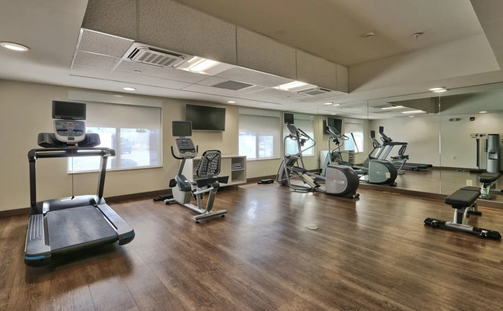 Holiday Inn Express & Suites - Albuquerque East by IHG
