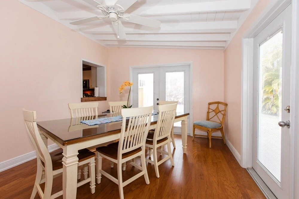 Salty Dog - Dog Friendly Home On Sanibel! 3 Bedroom Home