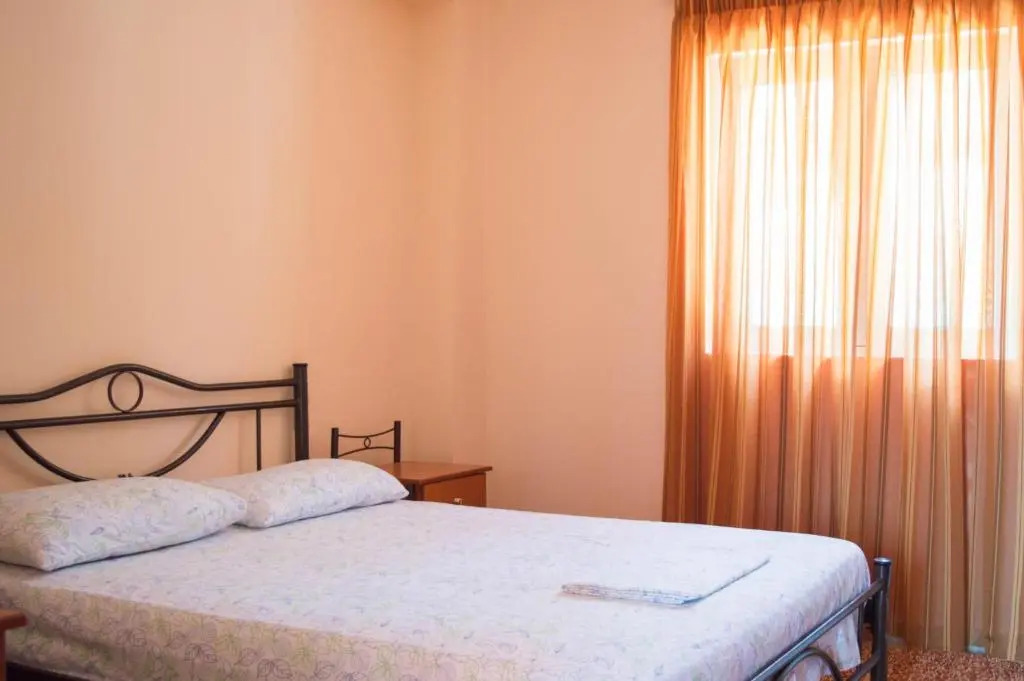 Manesi Apartments
