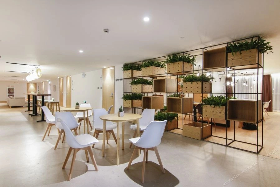Tujia Sweetome Vacation Rentals East Nanjing Road
