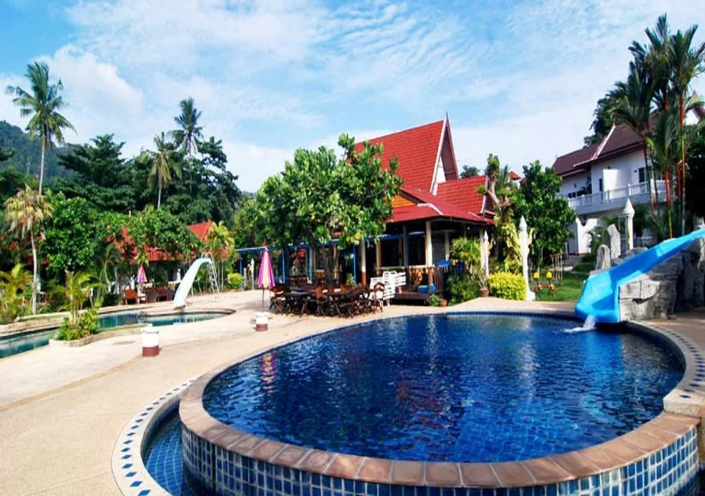 Holiday Villa, Lanta