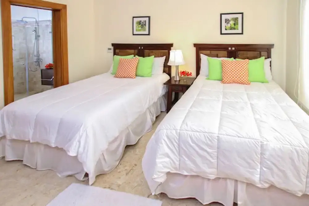 Spacious 3 BDR Fully-equipped Condo With Pool and Golf View