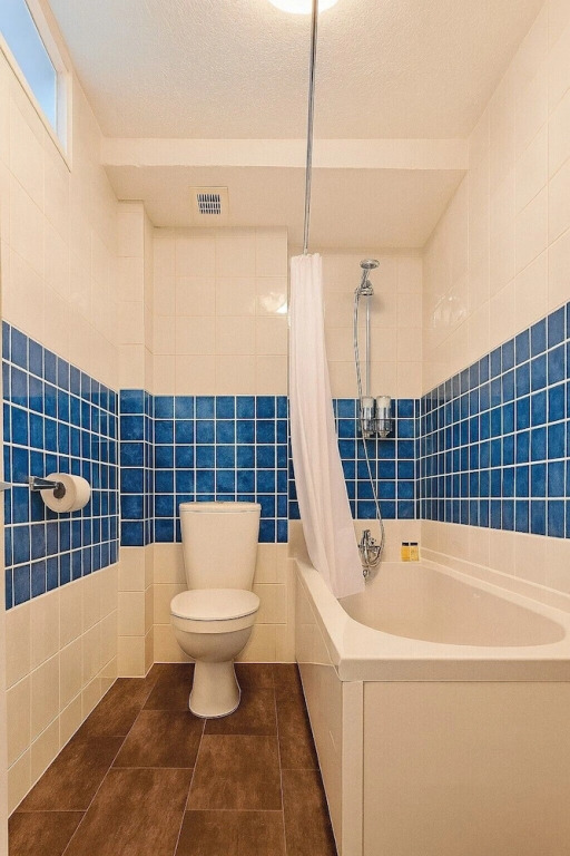 Botanic Gardens Oasis: Urban Convenience & Comfort