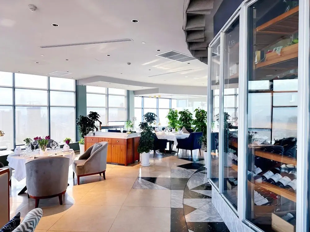 SF HOTEL Penthouse Residences