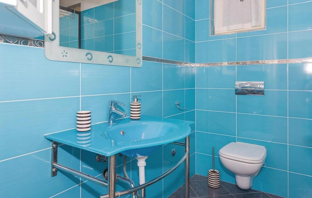 Nice Home in Rogoznica With Wifi and 3 Bedrooms