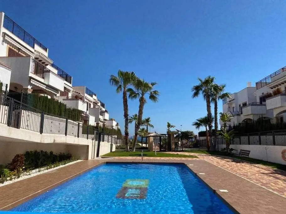 Increíble apartamento a 200m de la PLAYA