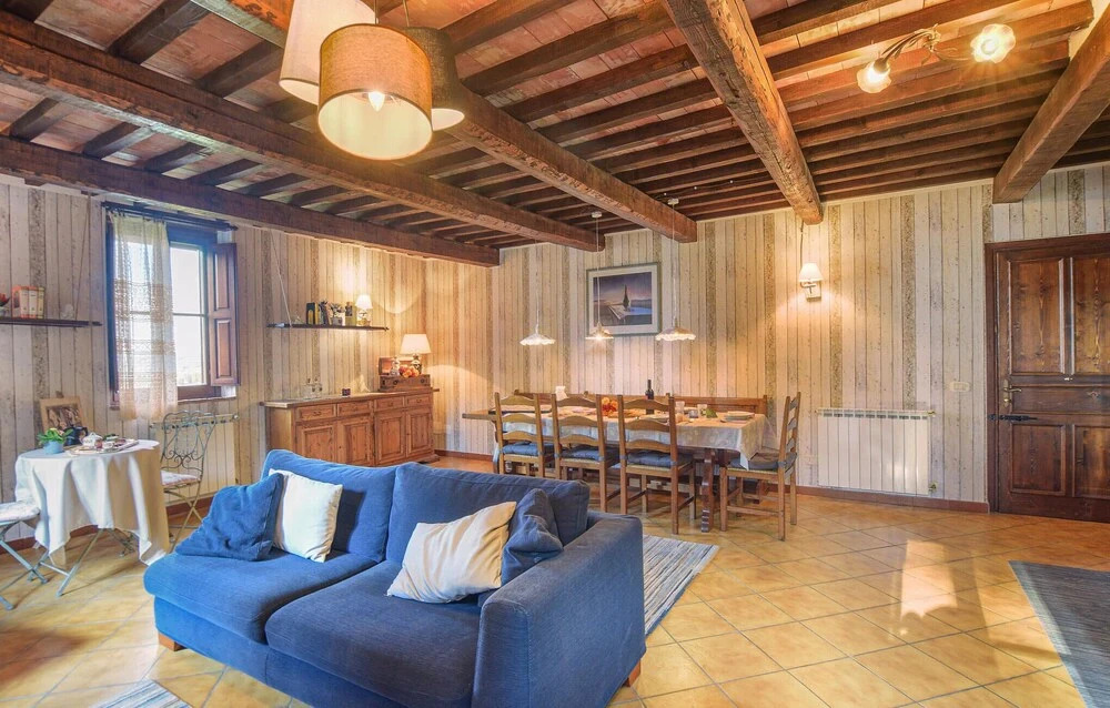 Beautiful Apartment in Monte Antico With 2 Bedrooms