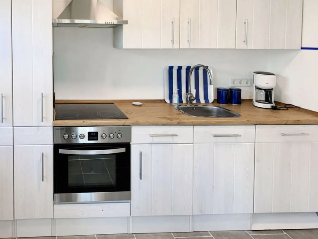 Holiday Home Rose by Interhome