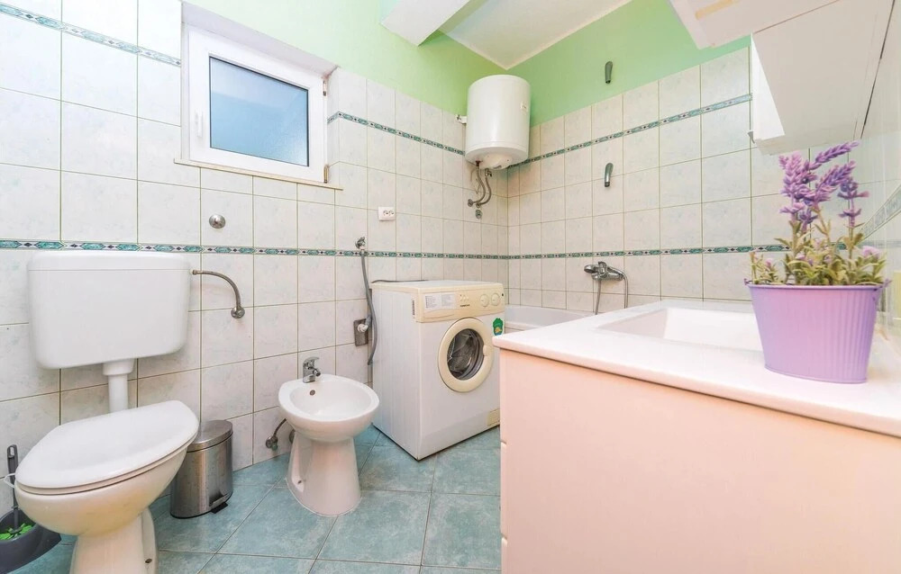 Beautiful Home in Poljica With Wifi and 3 Bedrooms