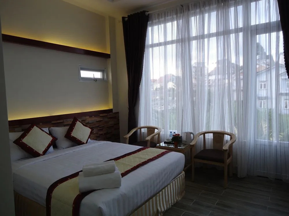 TUK Villa Hotel