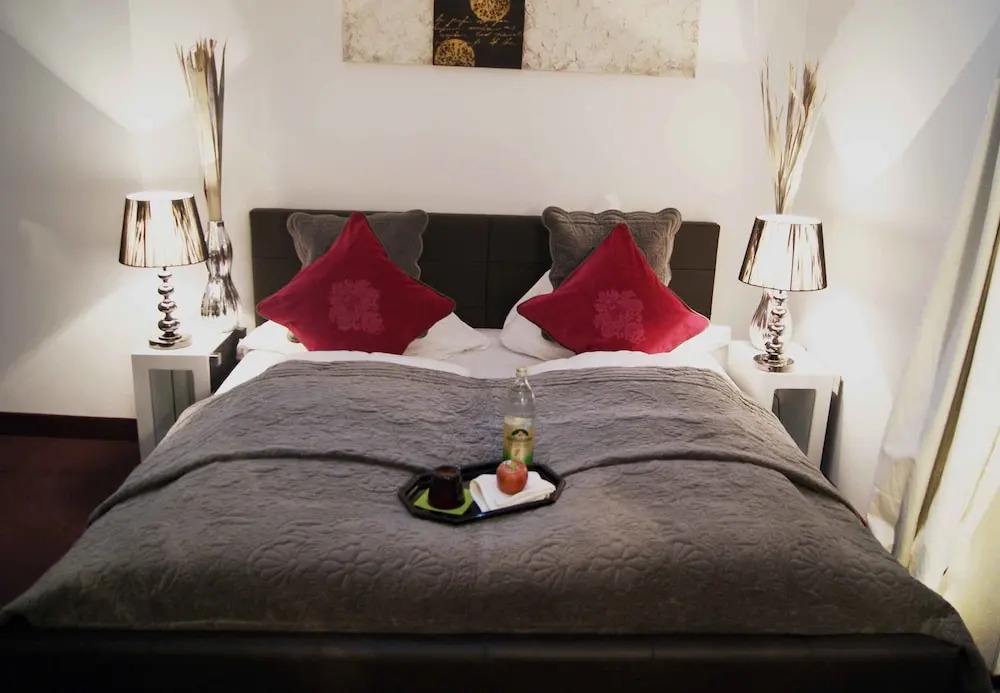 Plenus Hotel