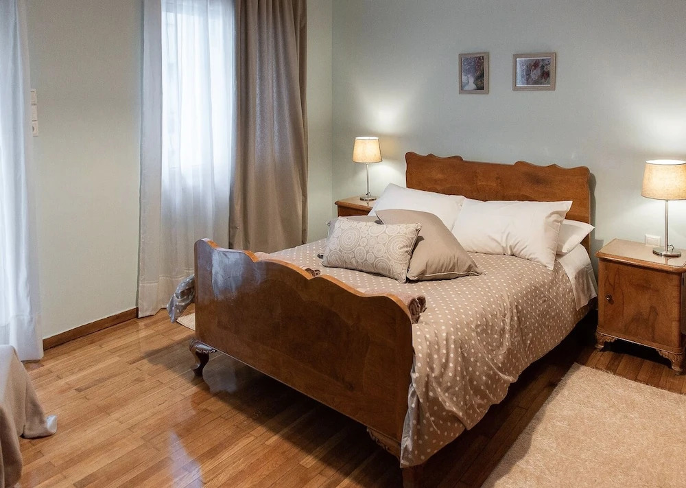 Classy & Spacious Flat near Marina of Patra