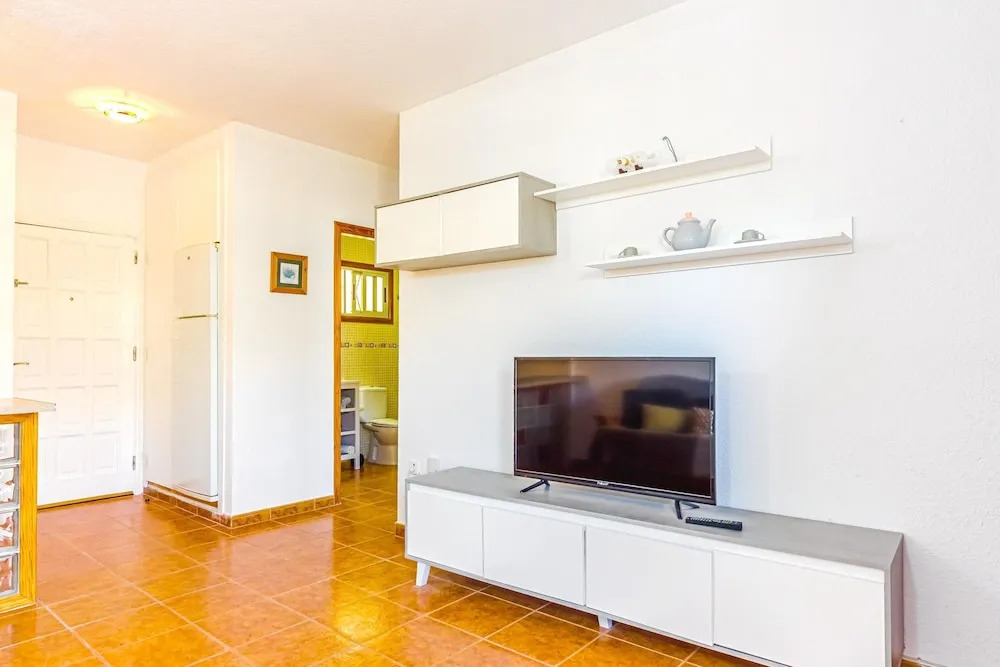 Apartment with One Bedroom in Los Cristianos, with Pool Access, Furnished Balcony And Wifi - 200 M From the Beach
