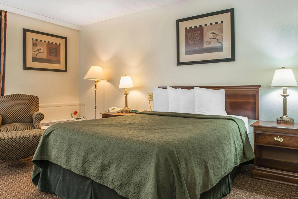 Rodeway Inn Brookville