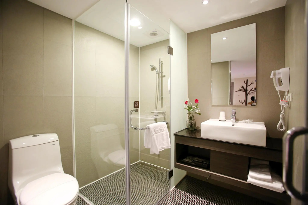 Chiayi Look Hotel