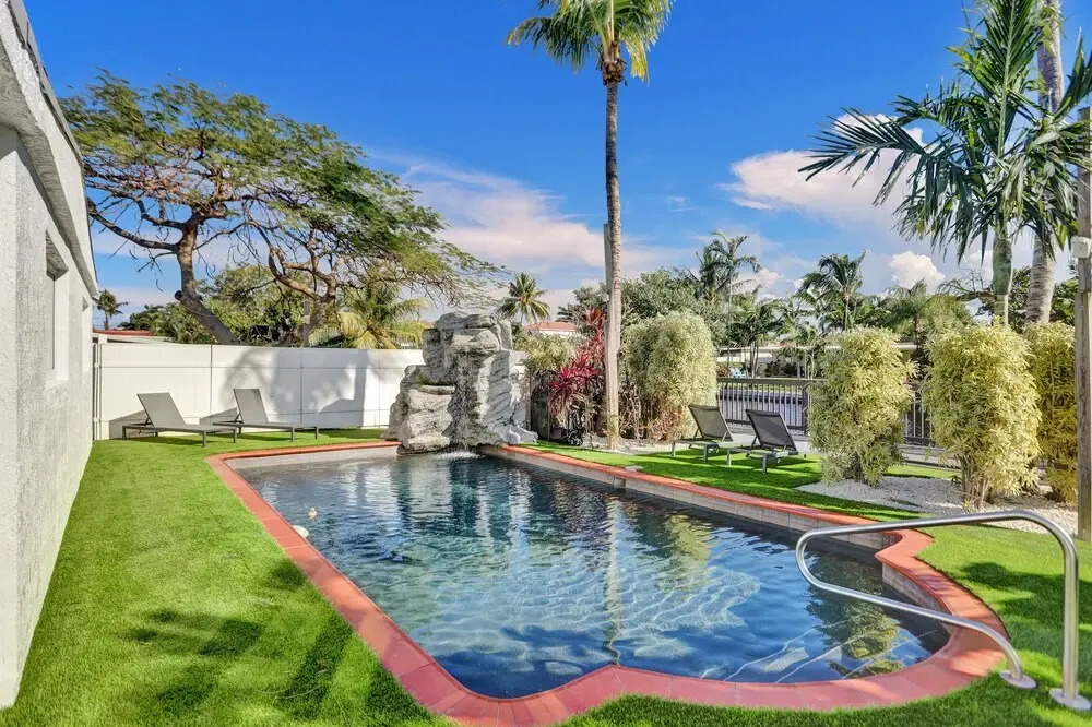 Private Heated Pool 3BR with Water View