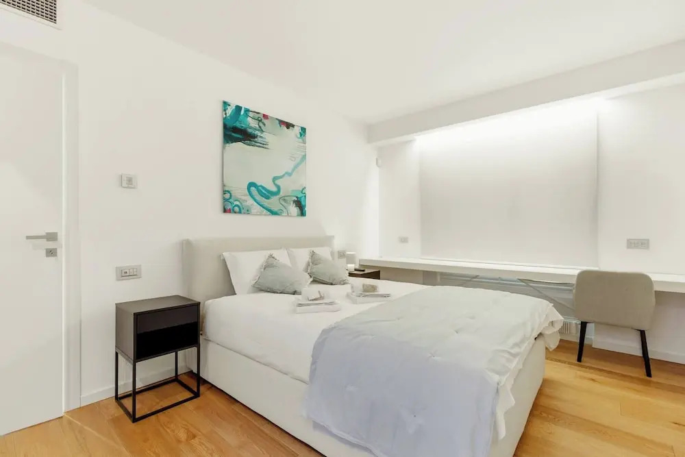 Generoso Luxury Lake View Suite in Lugano