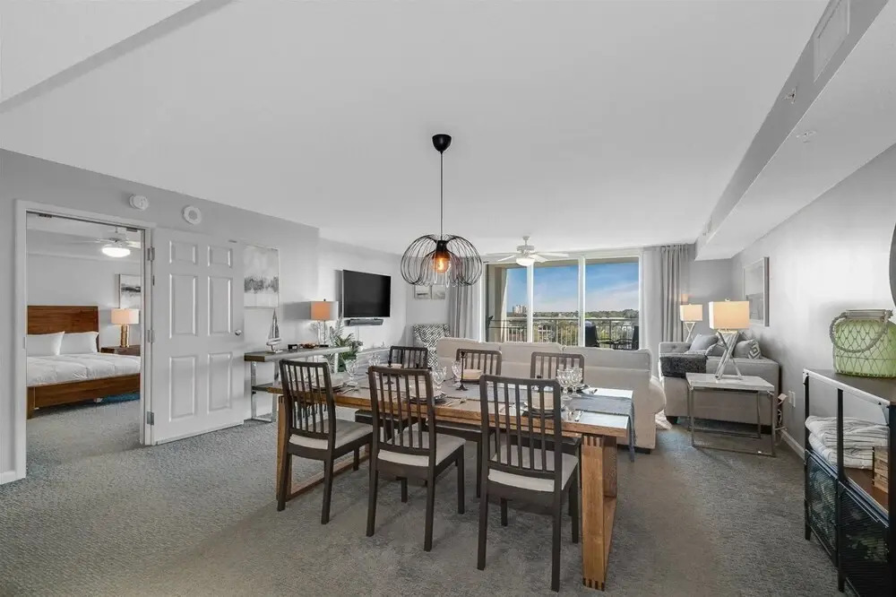 Yacht Club Villas #2-902