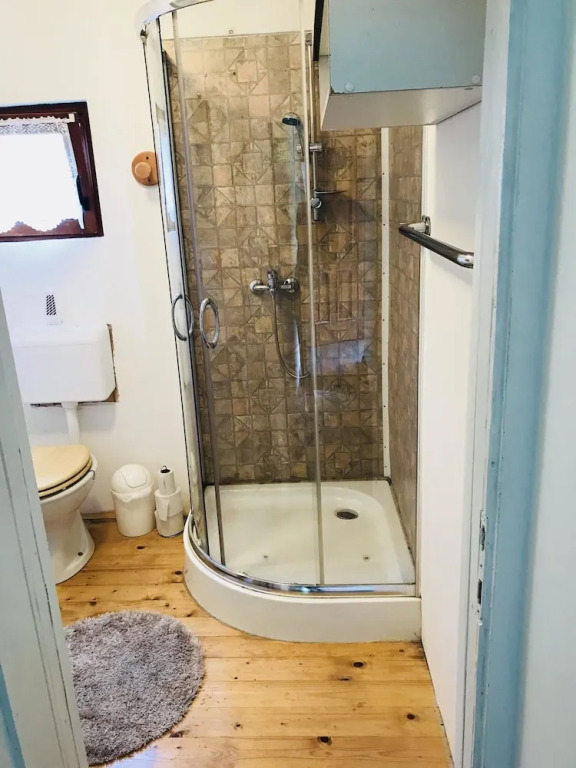Extraordinary Apartment & Mobile Home