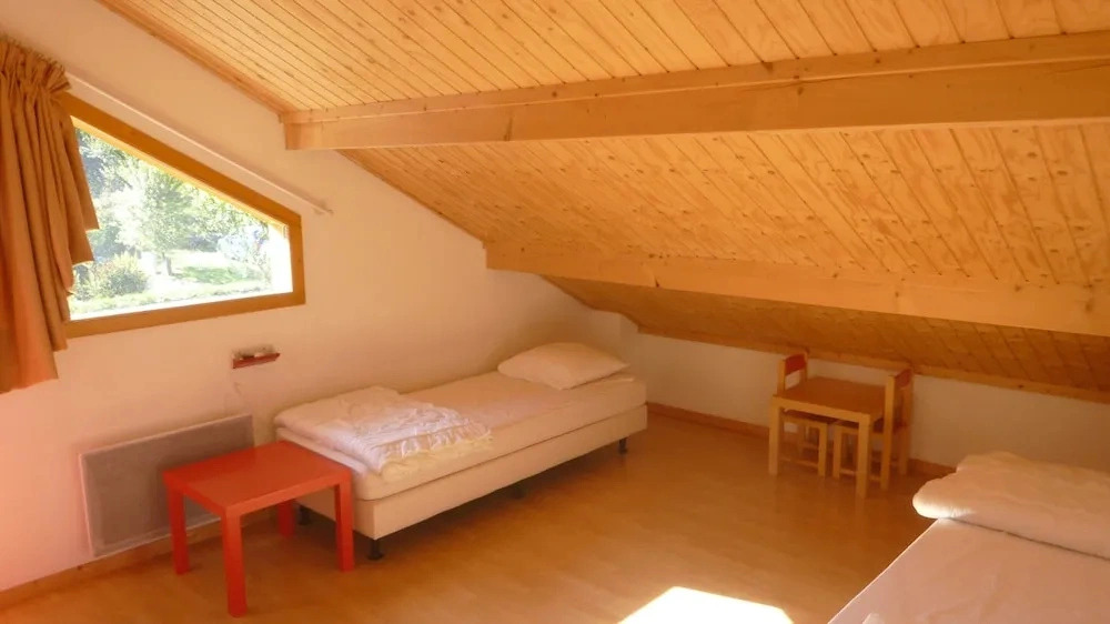 Chalet in Saint-jean Near Ski Lift