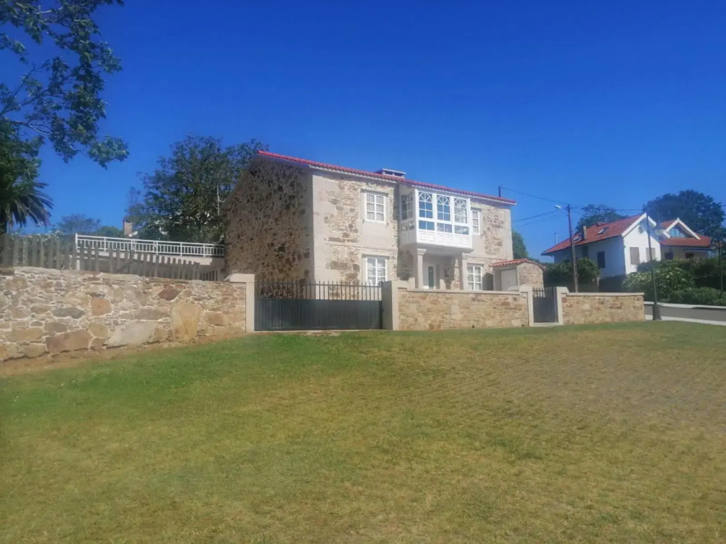 Casa Ria do Anllons