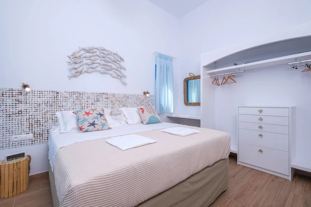 Aelia Collection Suites