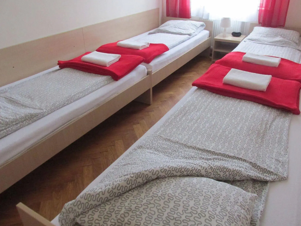 EURO-ROOM