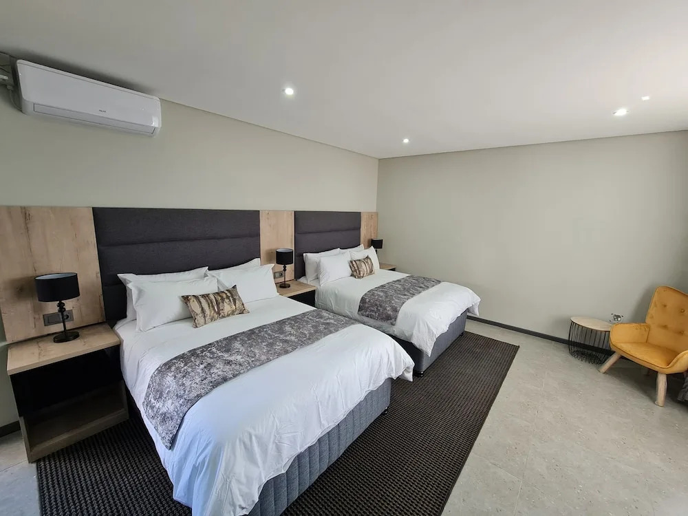 Luxe on Ridge Boutique Hotel