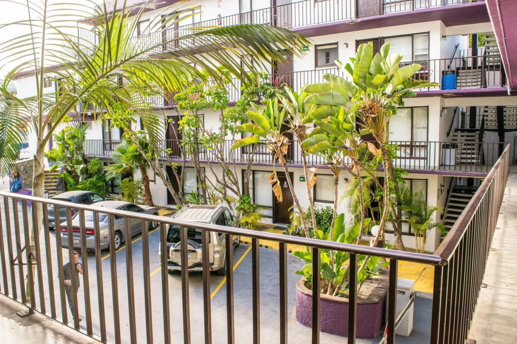 Hotel Suites Royal