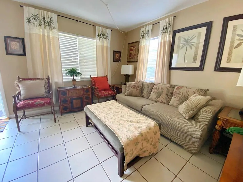 BeachTrail Lodging