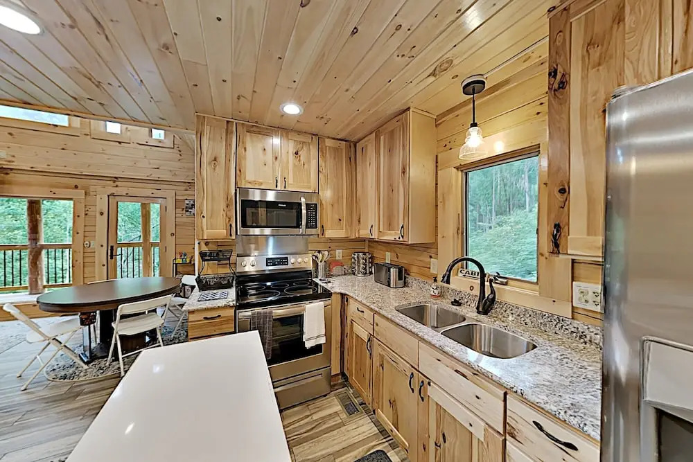 433forrs 3 Bedroom Home
