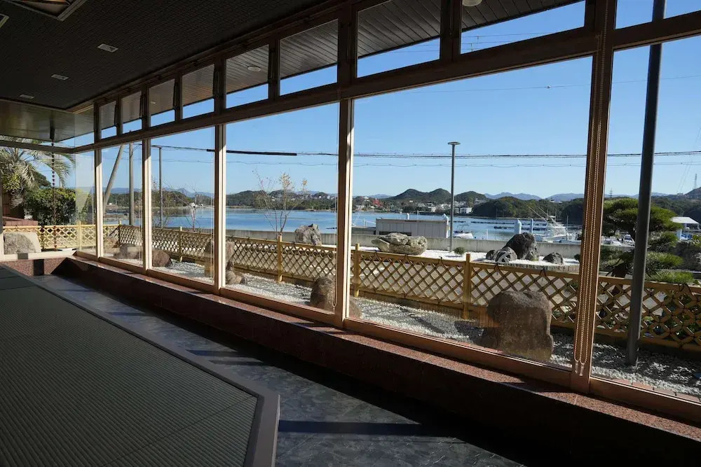Kaigaku Onsen Resort Shirahama